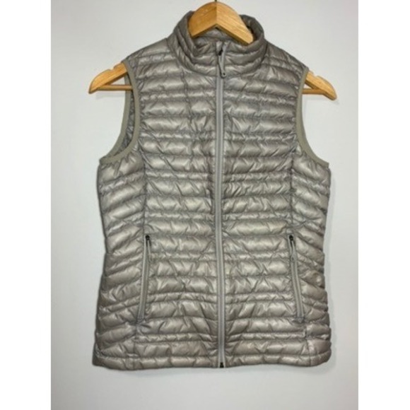 Patagonia Women's XS Lightweight Down Insulated Vest Gray Silver Full Zip Puffer - Picture 1 of 13